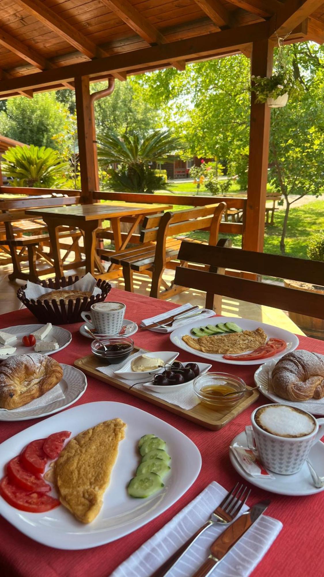 Kompleksi Turistik Leonardo Shëngjin Exterior foto